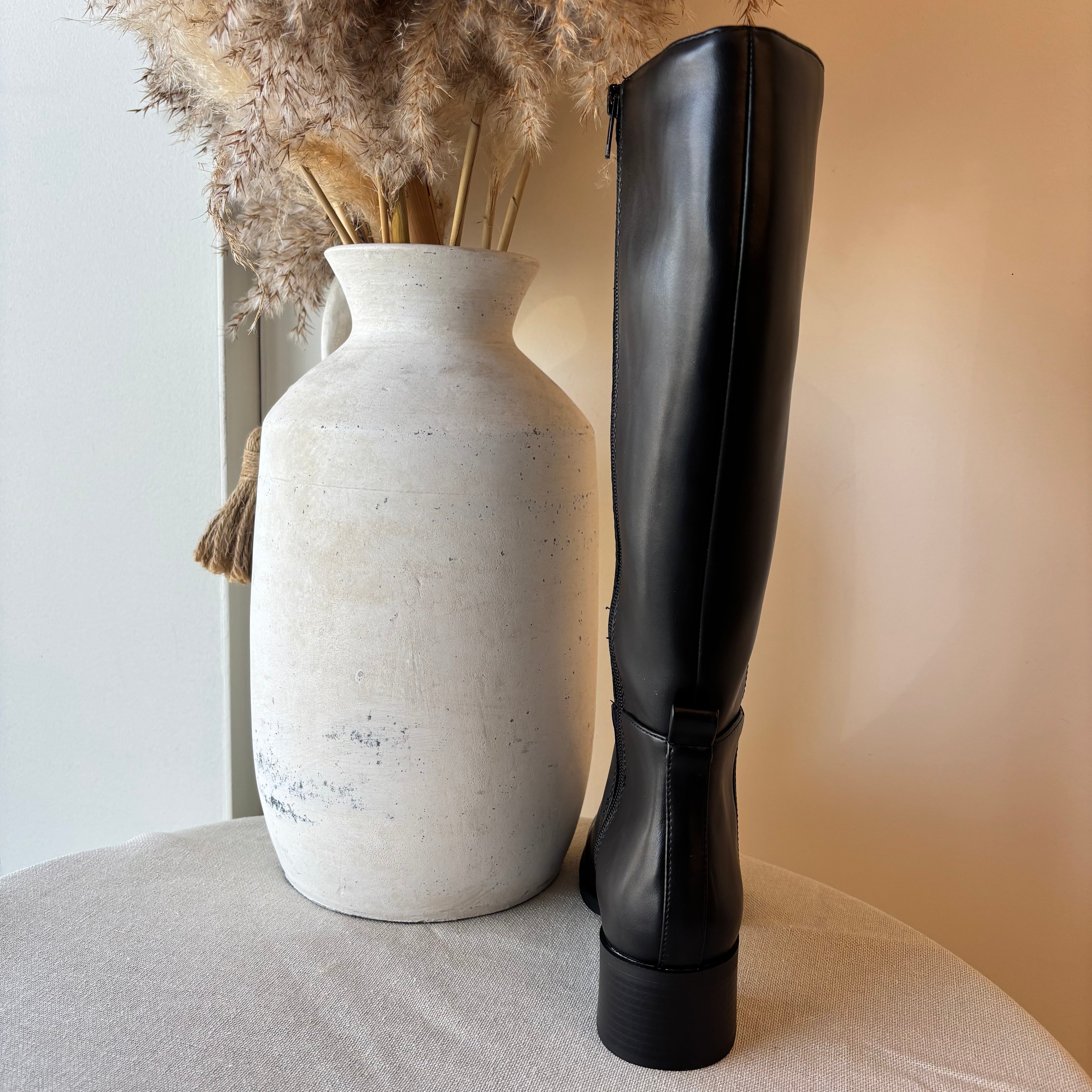 Julie Boots (Black)