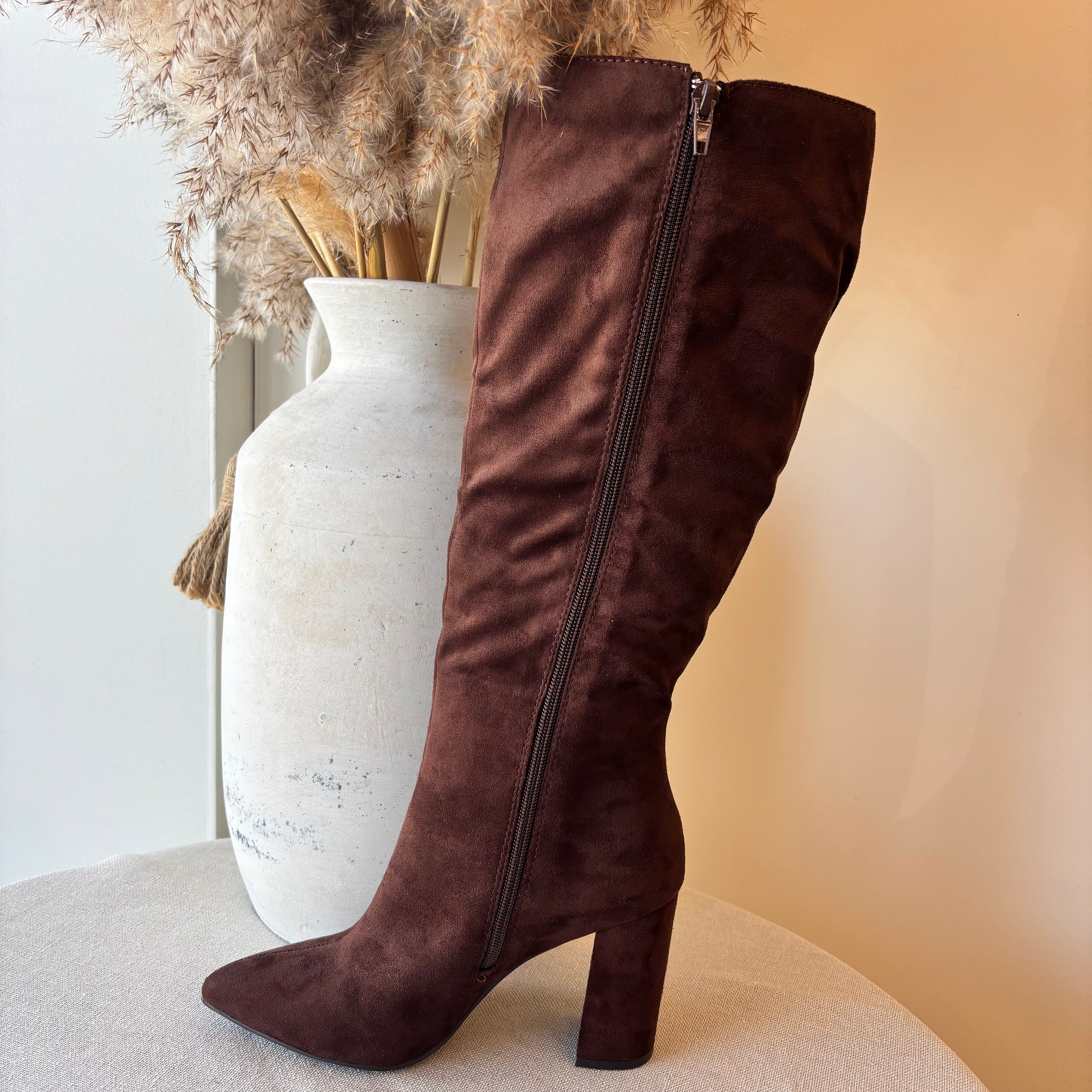 Jackie Boots (Brown)
