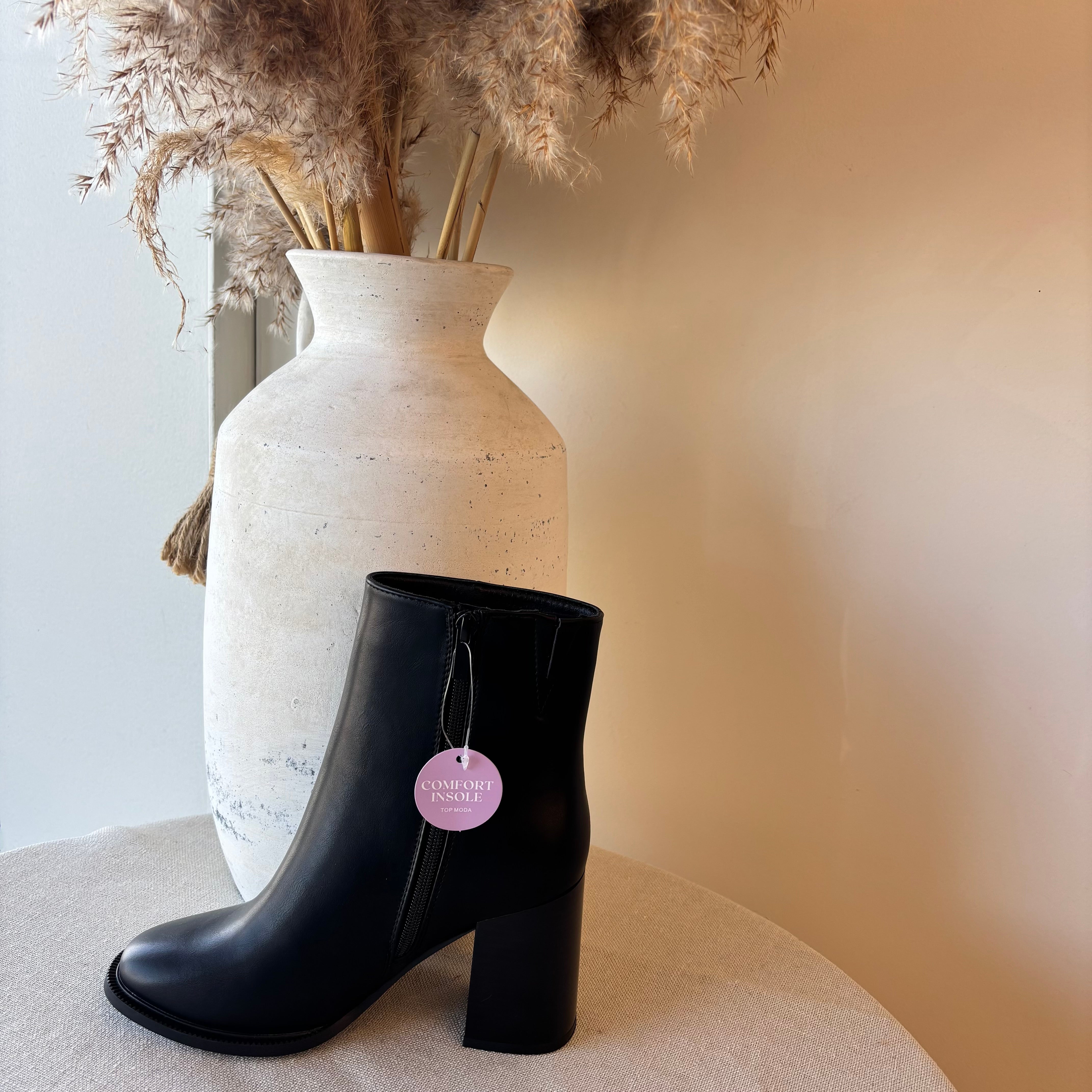 Adeline Boots (Black)