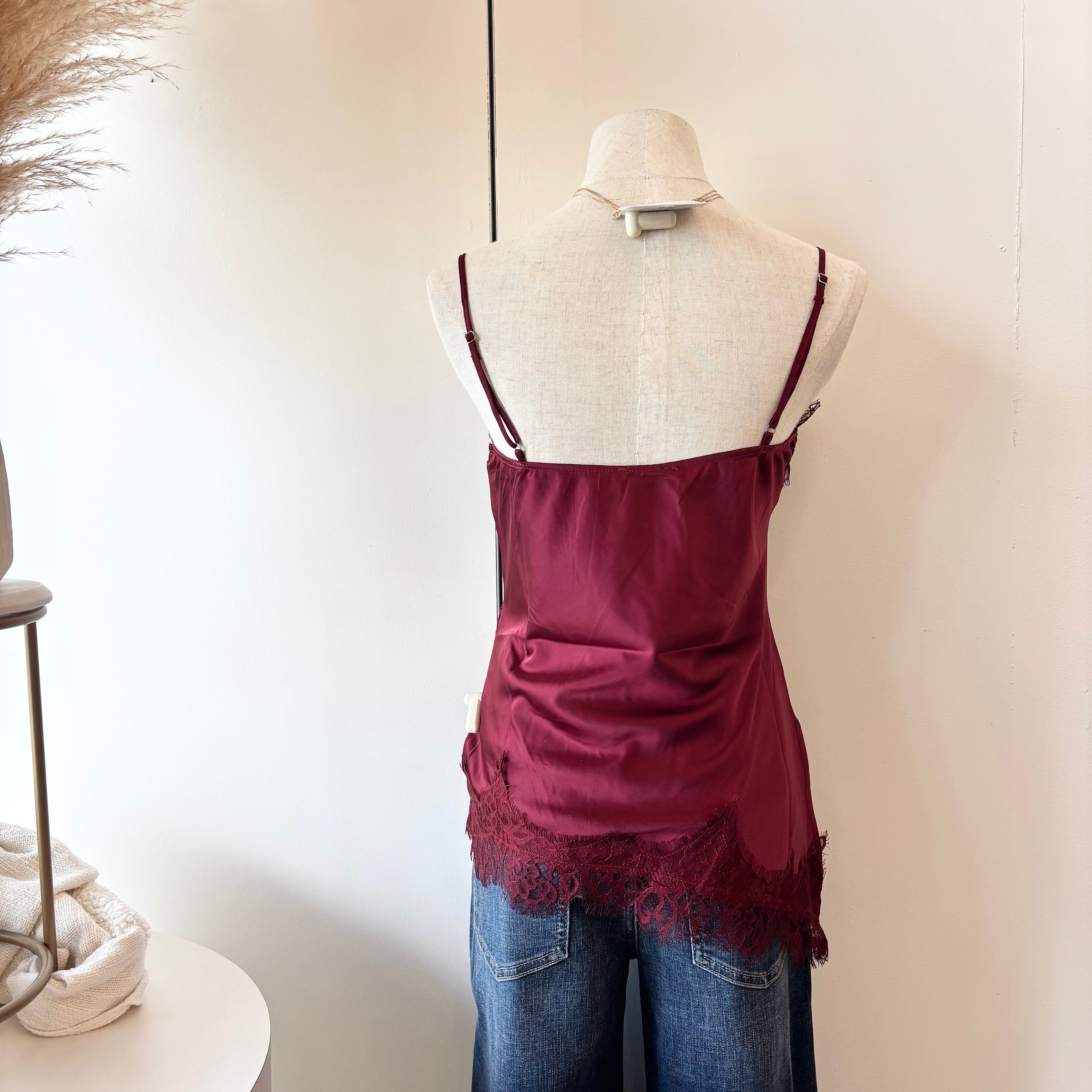 Lola Top (Wine)