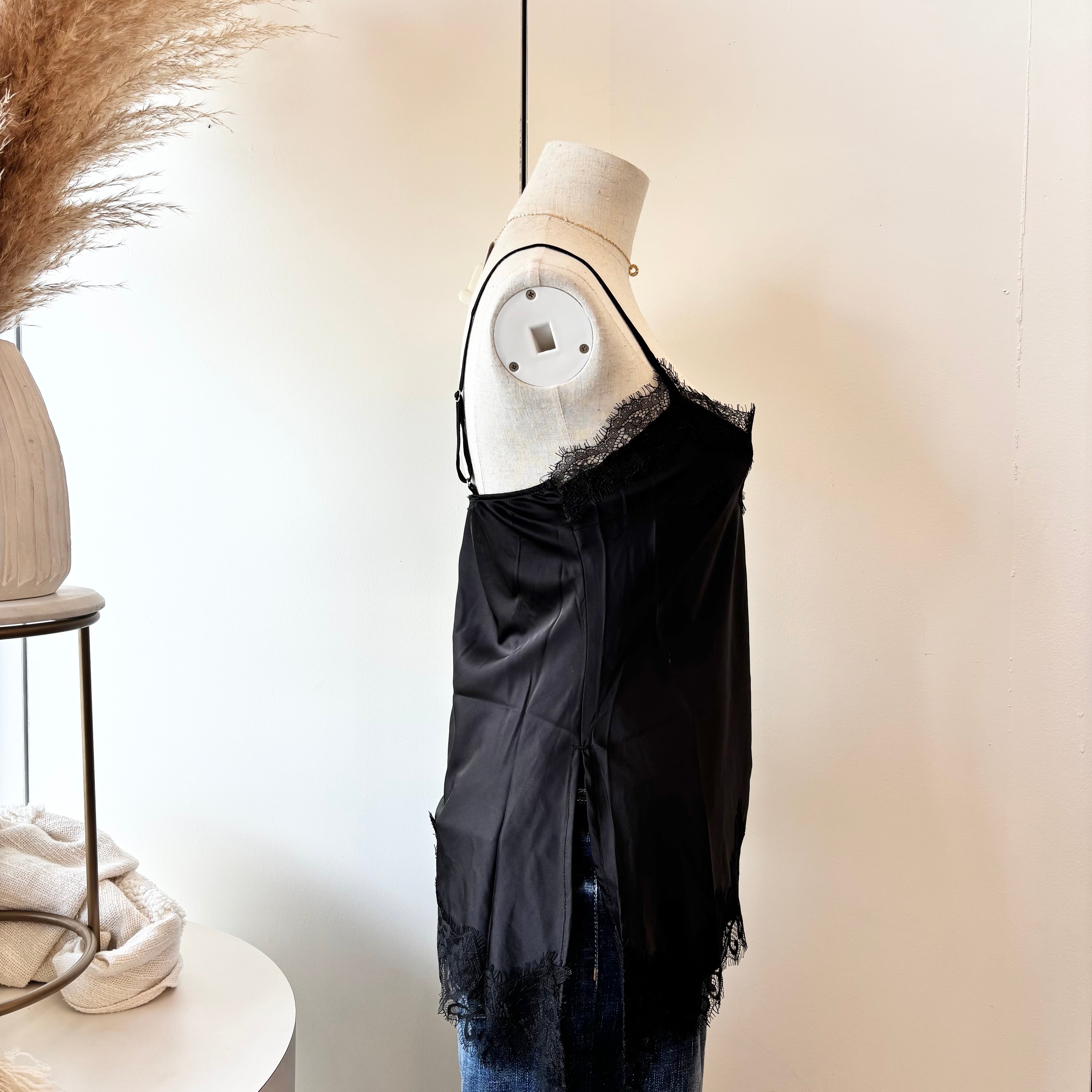 Lola Top (Black)