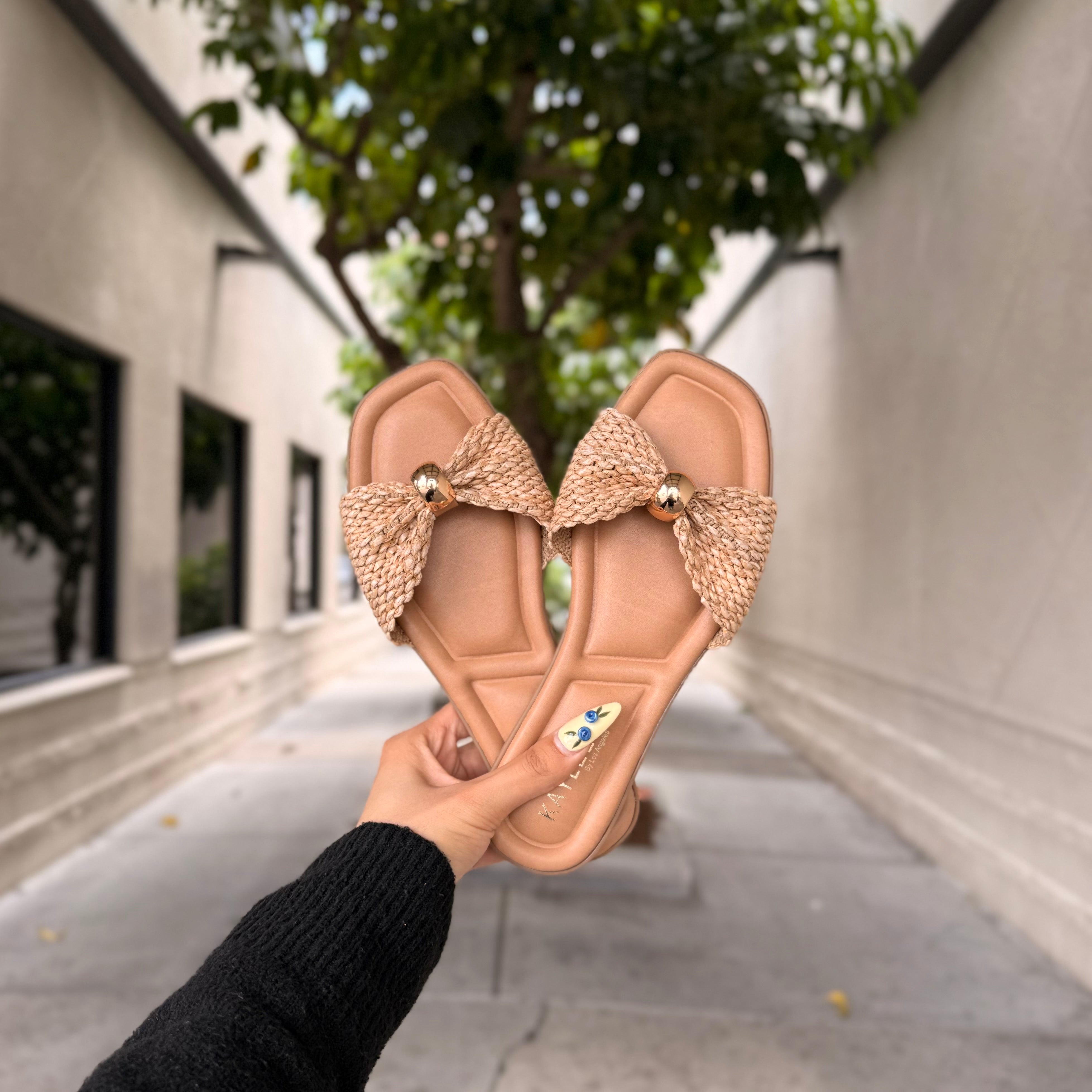 Kathy Sandals (Natural)
