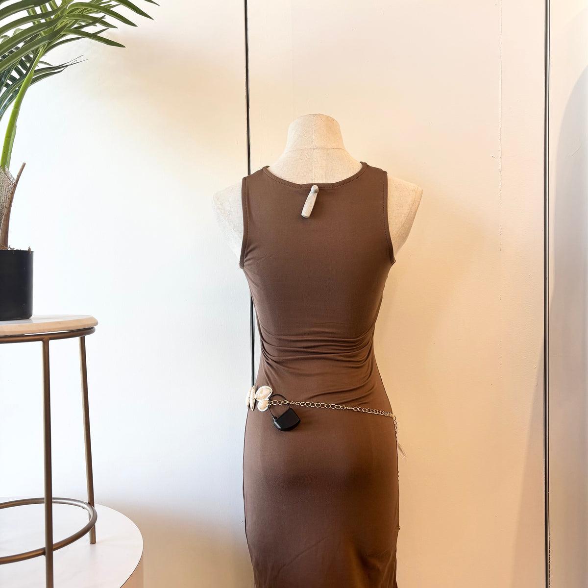 Gwen Dress (Chestnut)