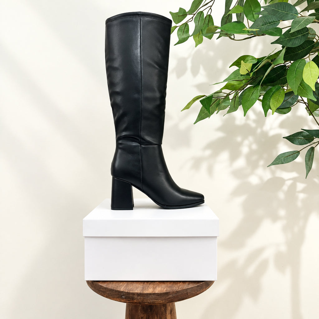 Zayra Boots (Black)