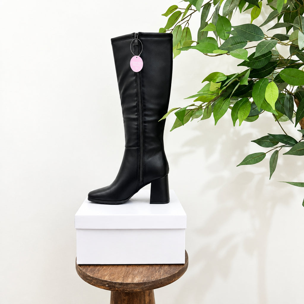 Zayra Boots (Black)
