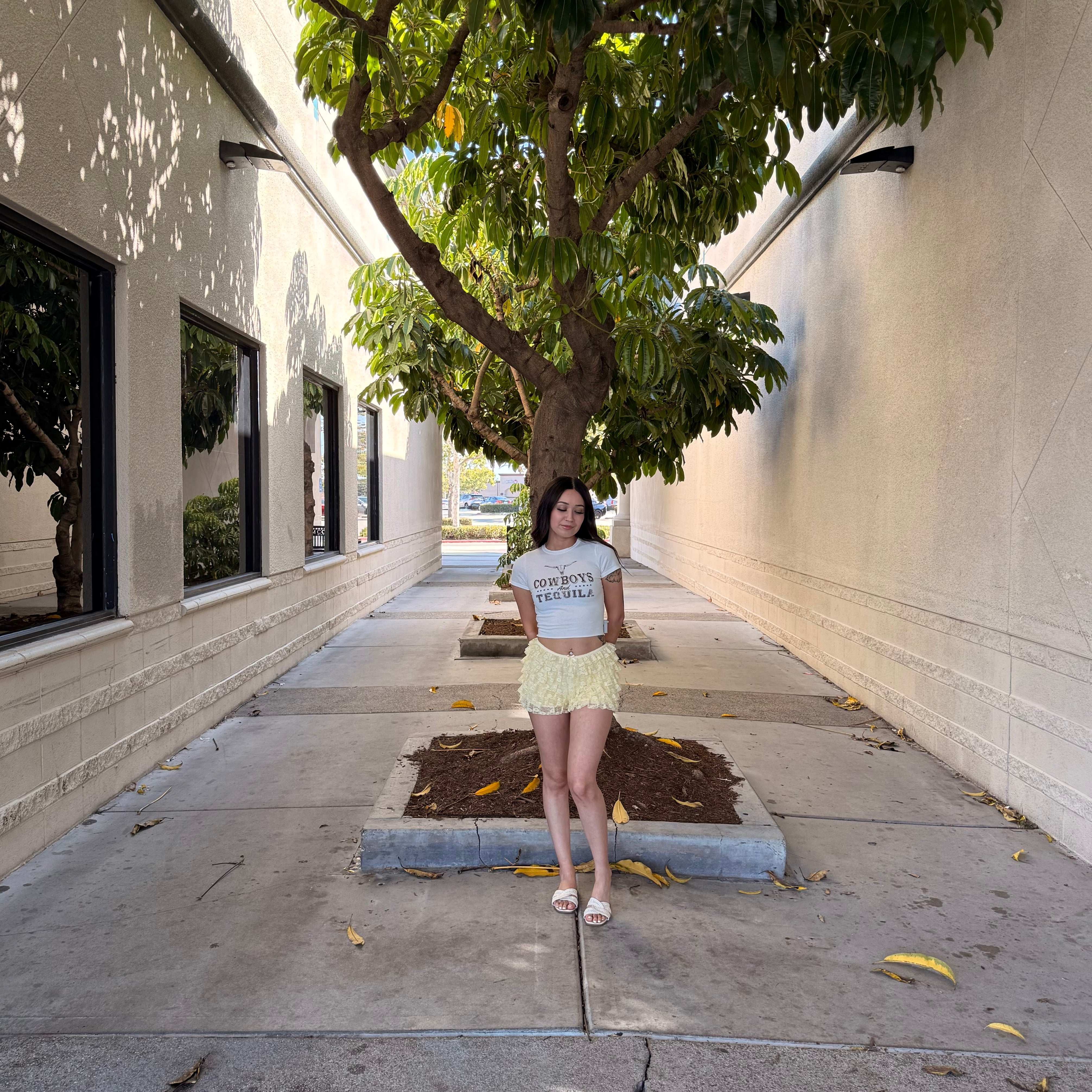 Toni Ruffle Shorts (Butter)