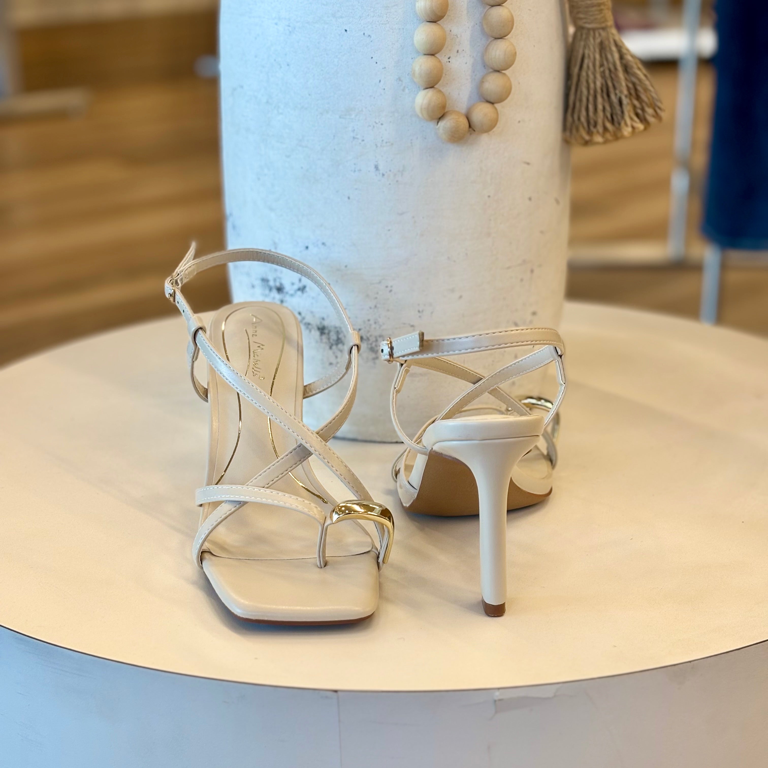 Destiney heels (Ivory)