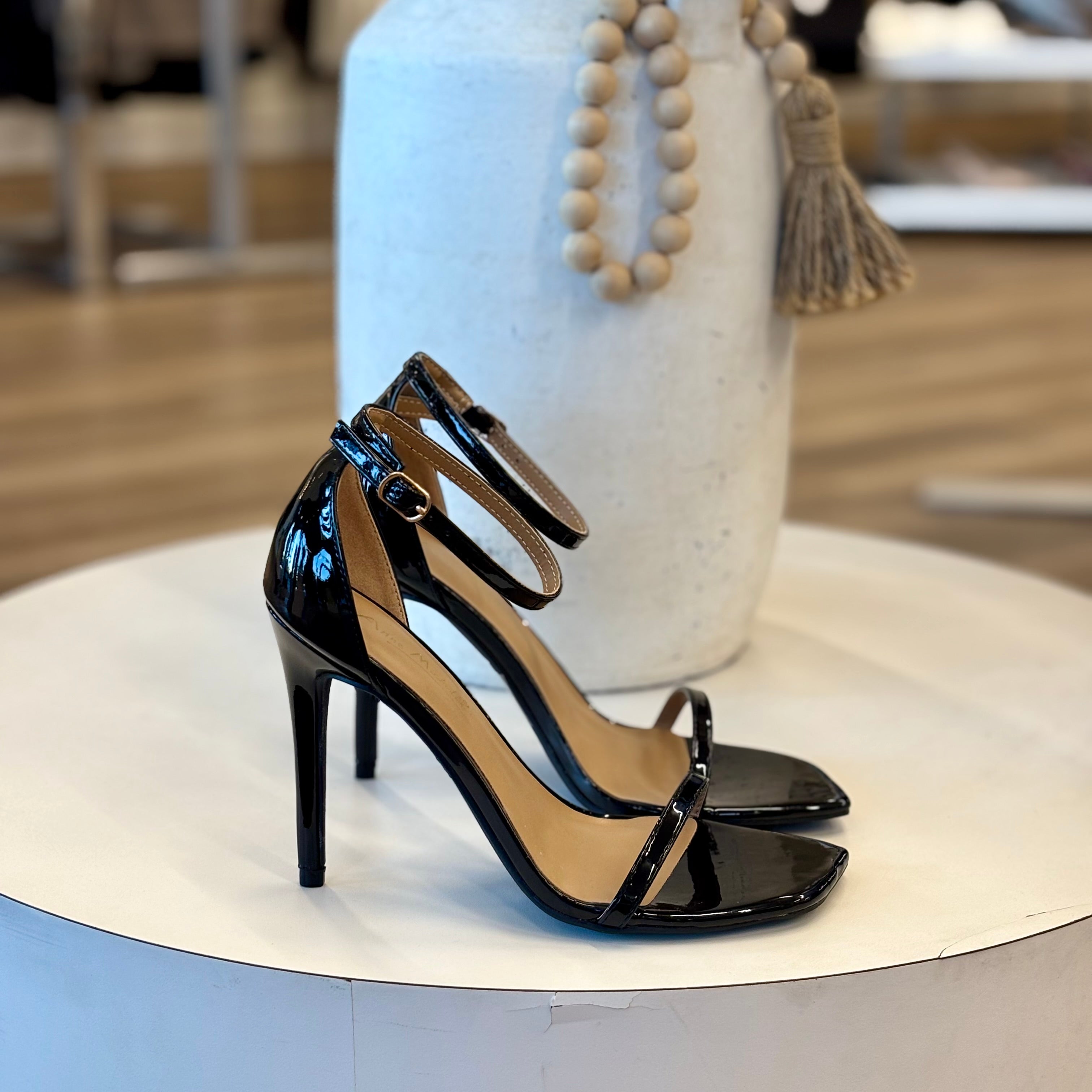 Cynthia Heels (Black)