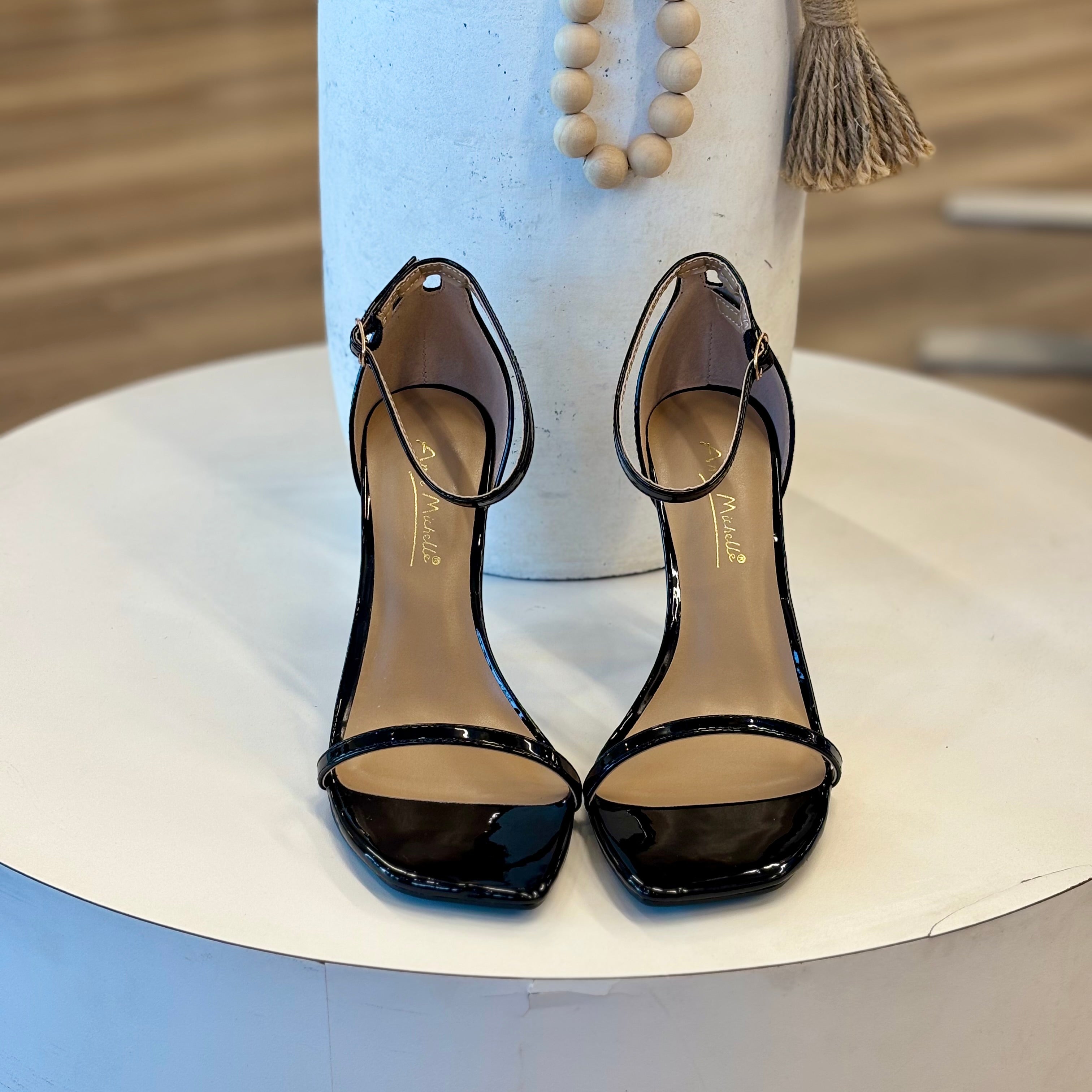Cynthia Heels (Black)