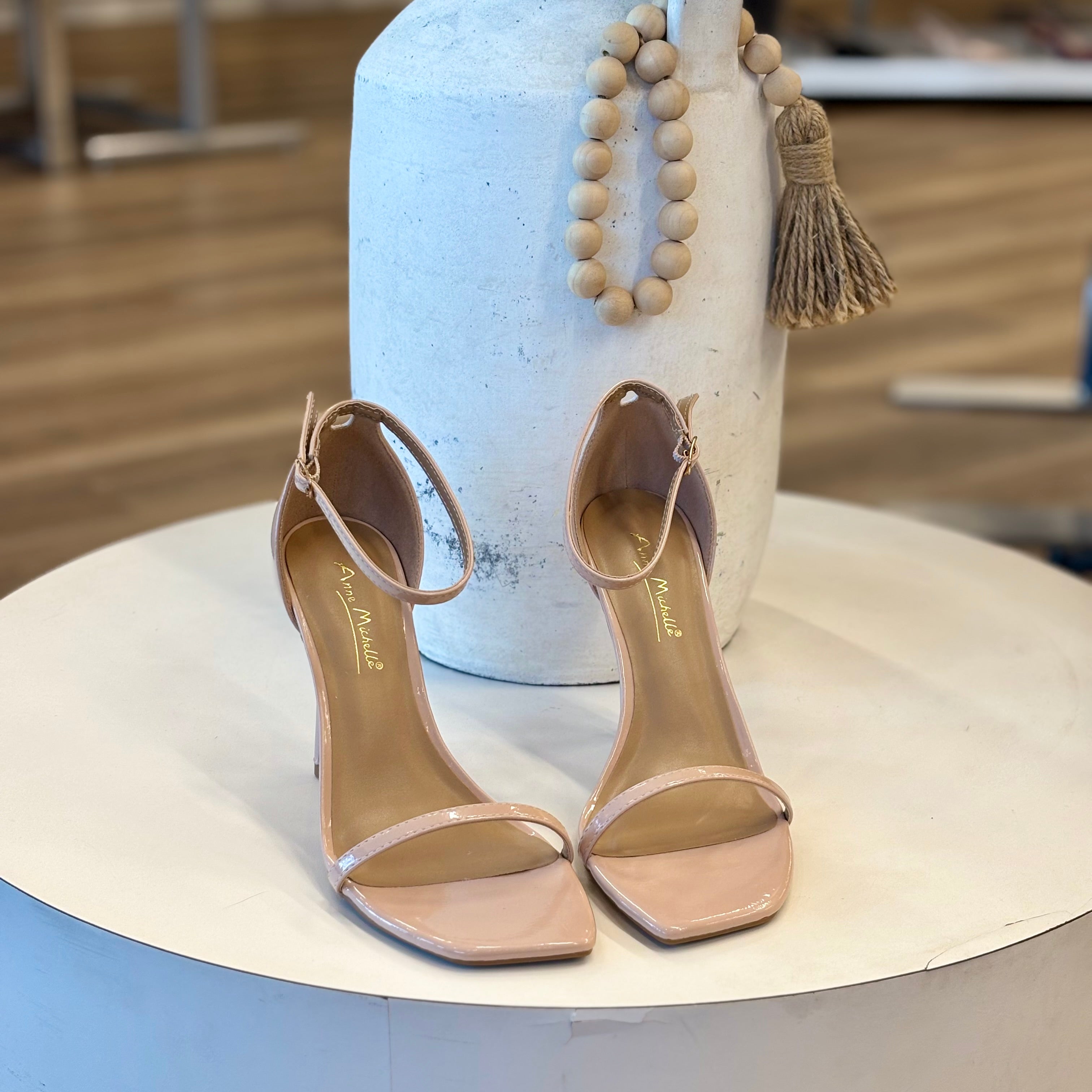 Cynthia Heels (Nude)