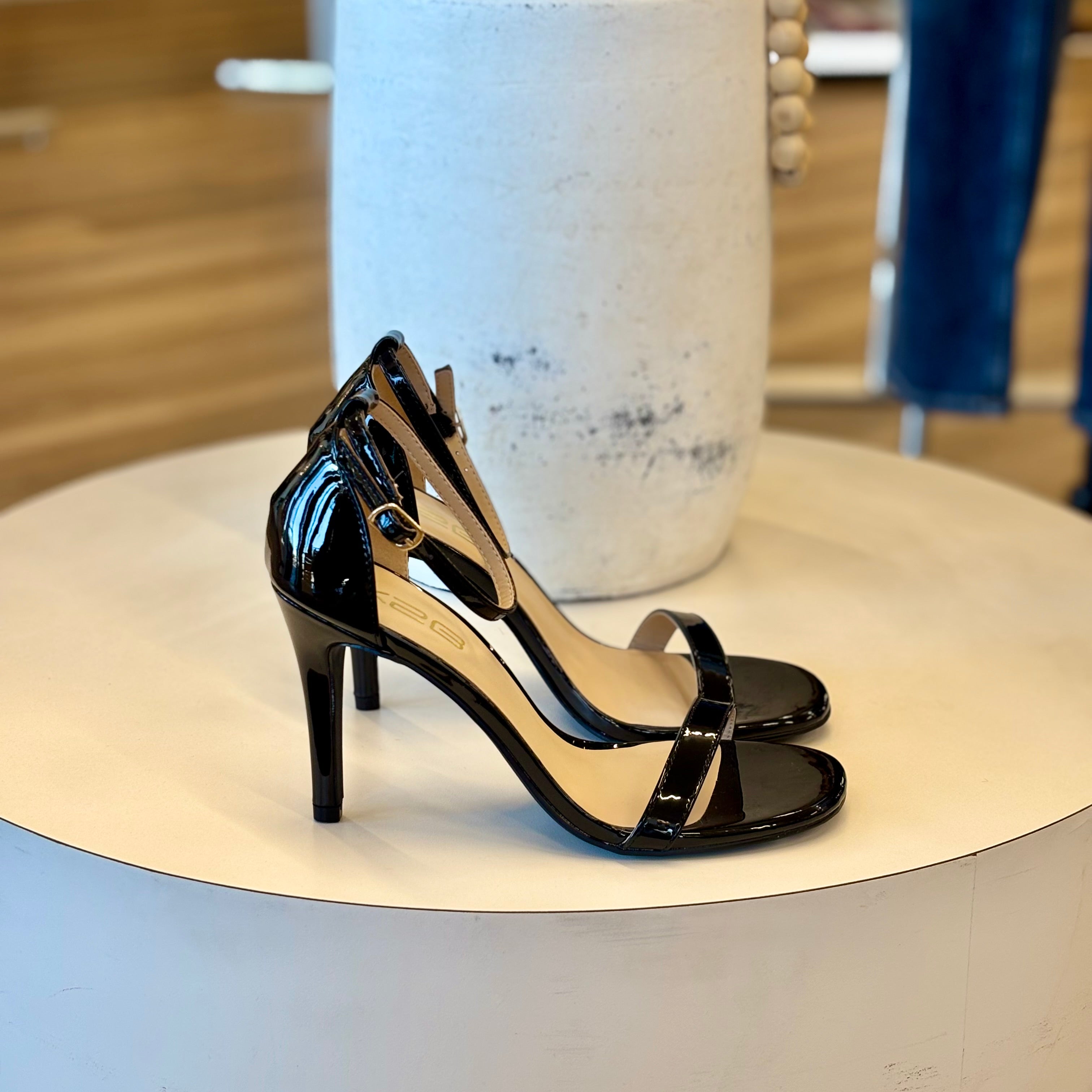 Romi Heels (Black)