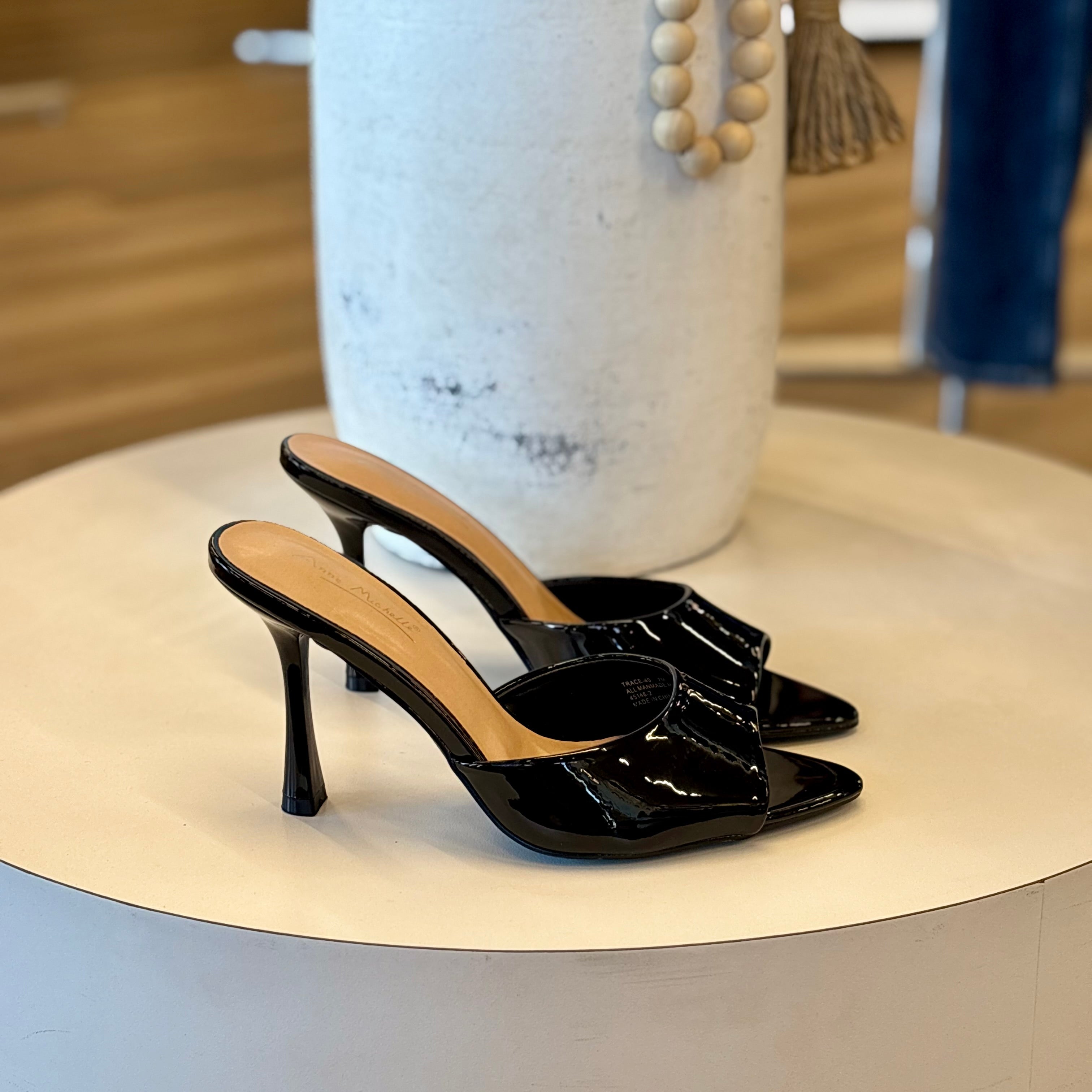 Mila Heels (Black)