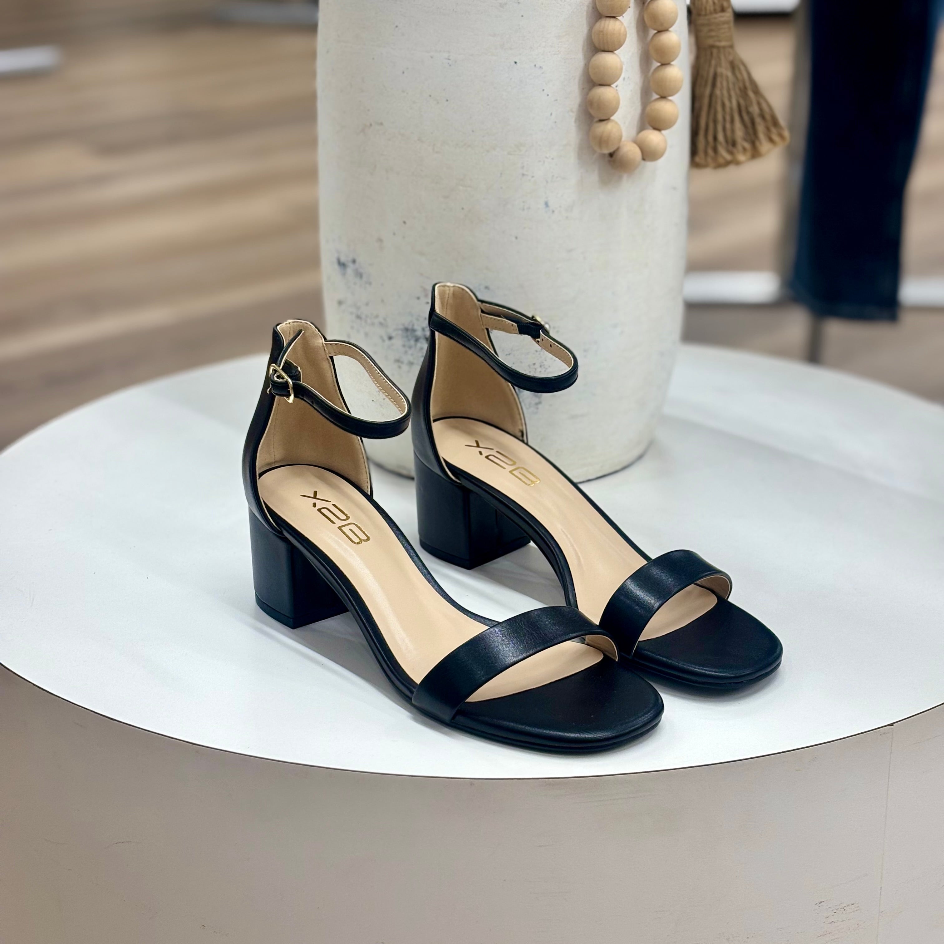 Reyna Heels (Black)