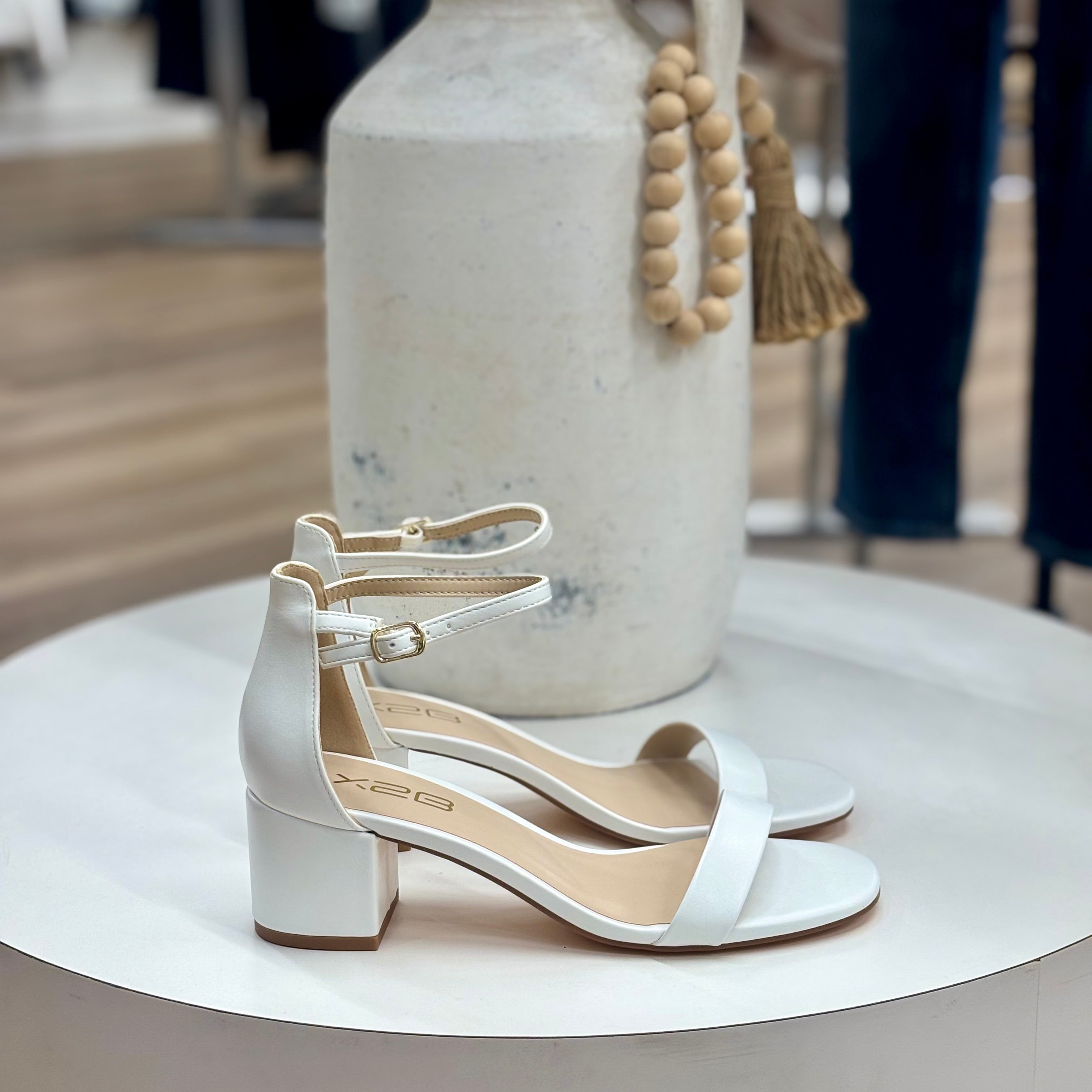 Reyna heels (white)