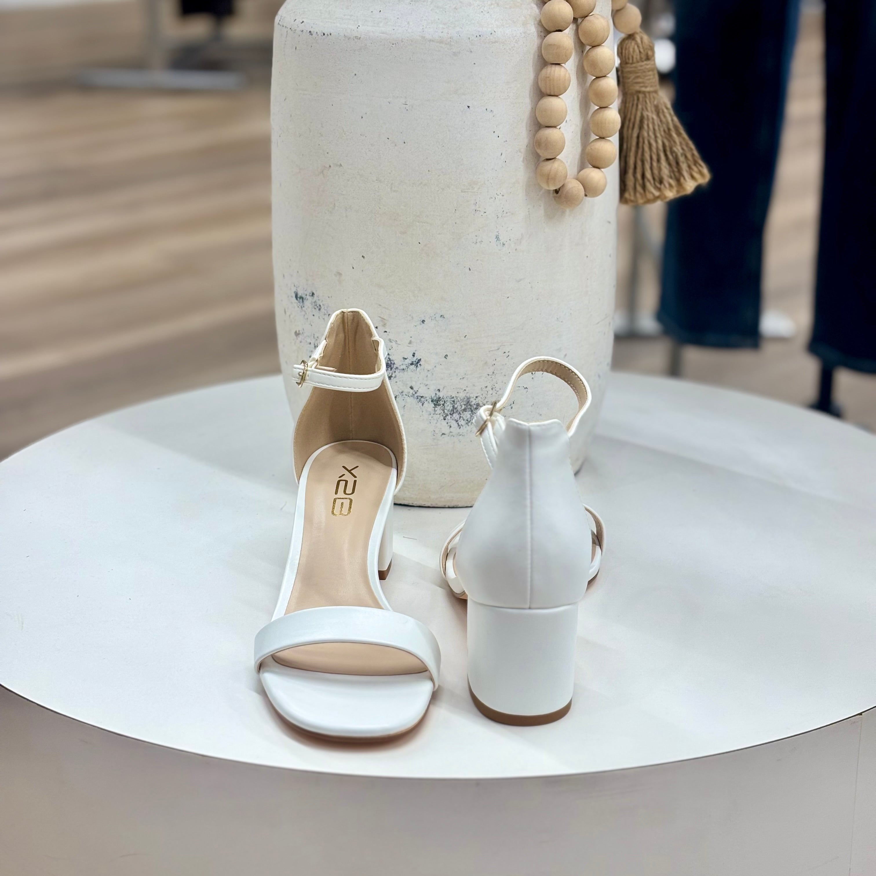 Reyna heels (white)