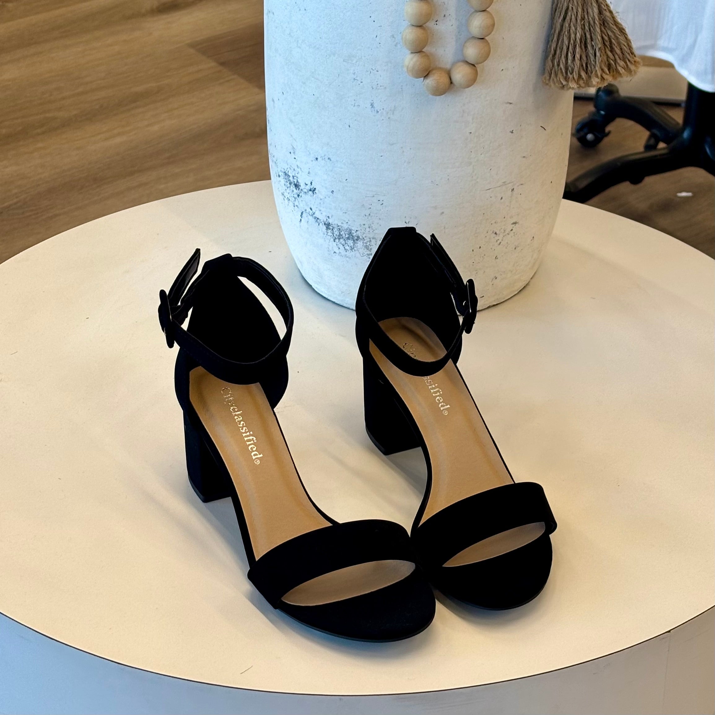 Bella Heels (Black/Nub)