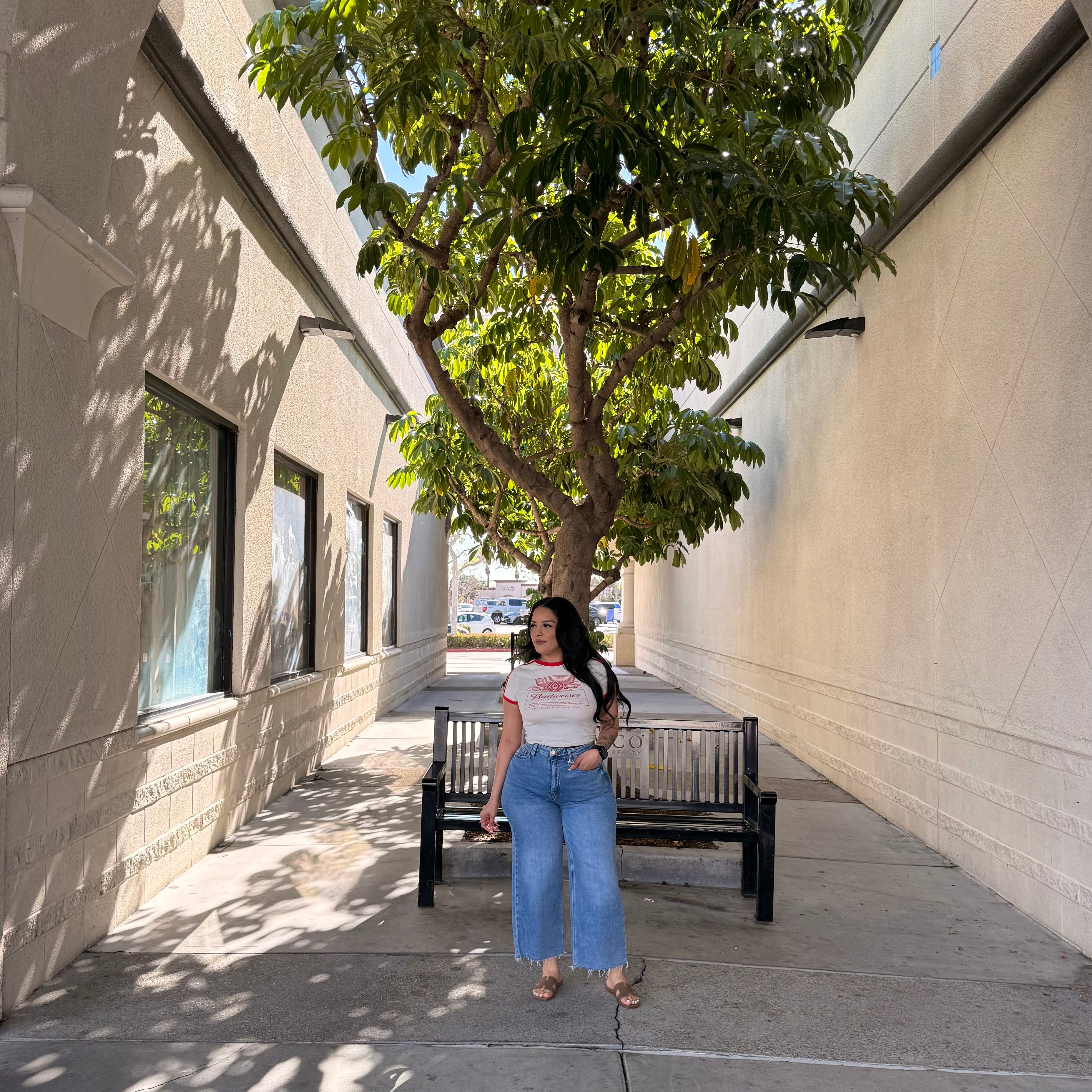 Abraham High Rise Wide Leg Jeans (Med)