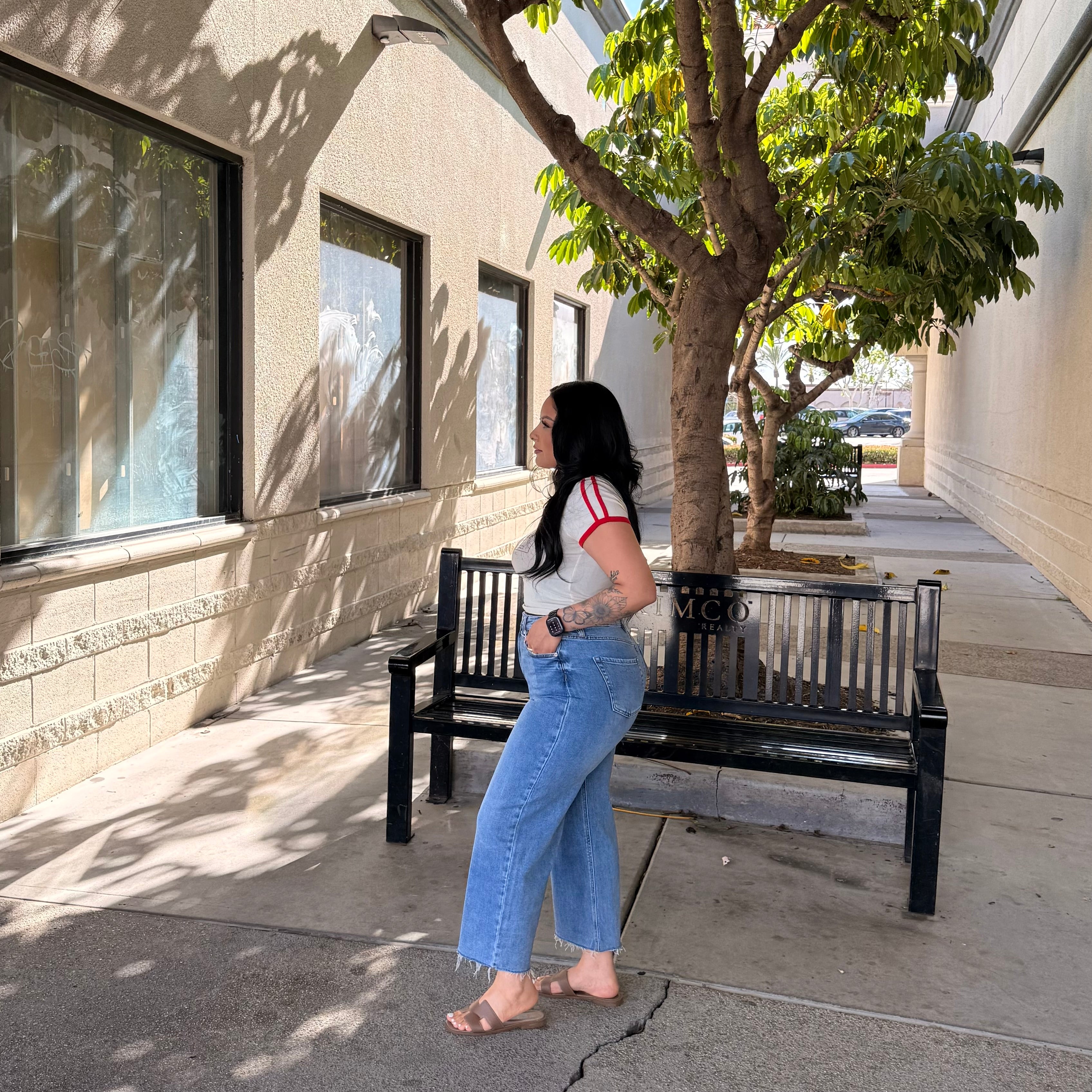 Abraham High Rise Wide Leg Jeans (Med)