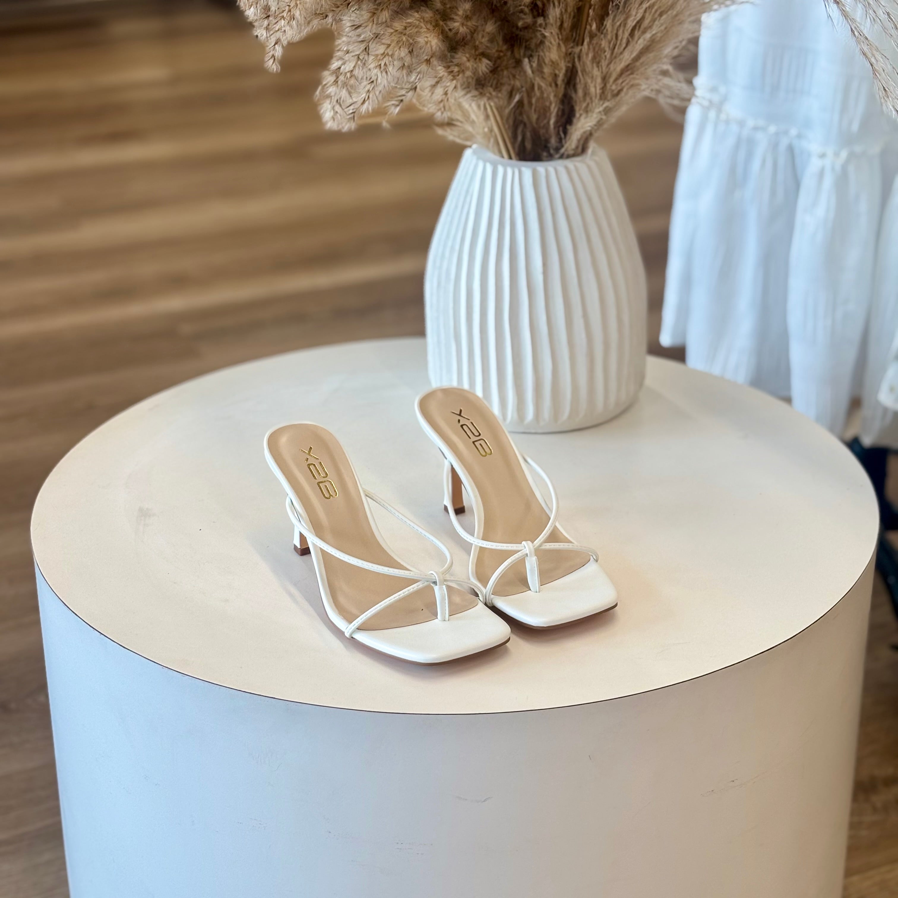 Liam Heels (White)