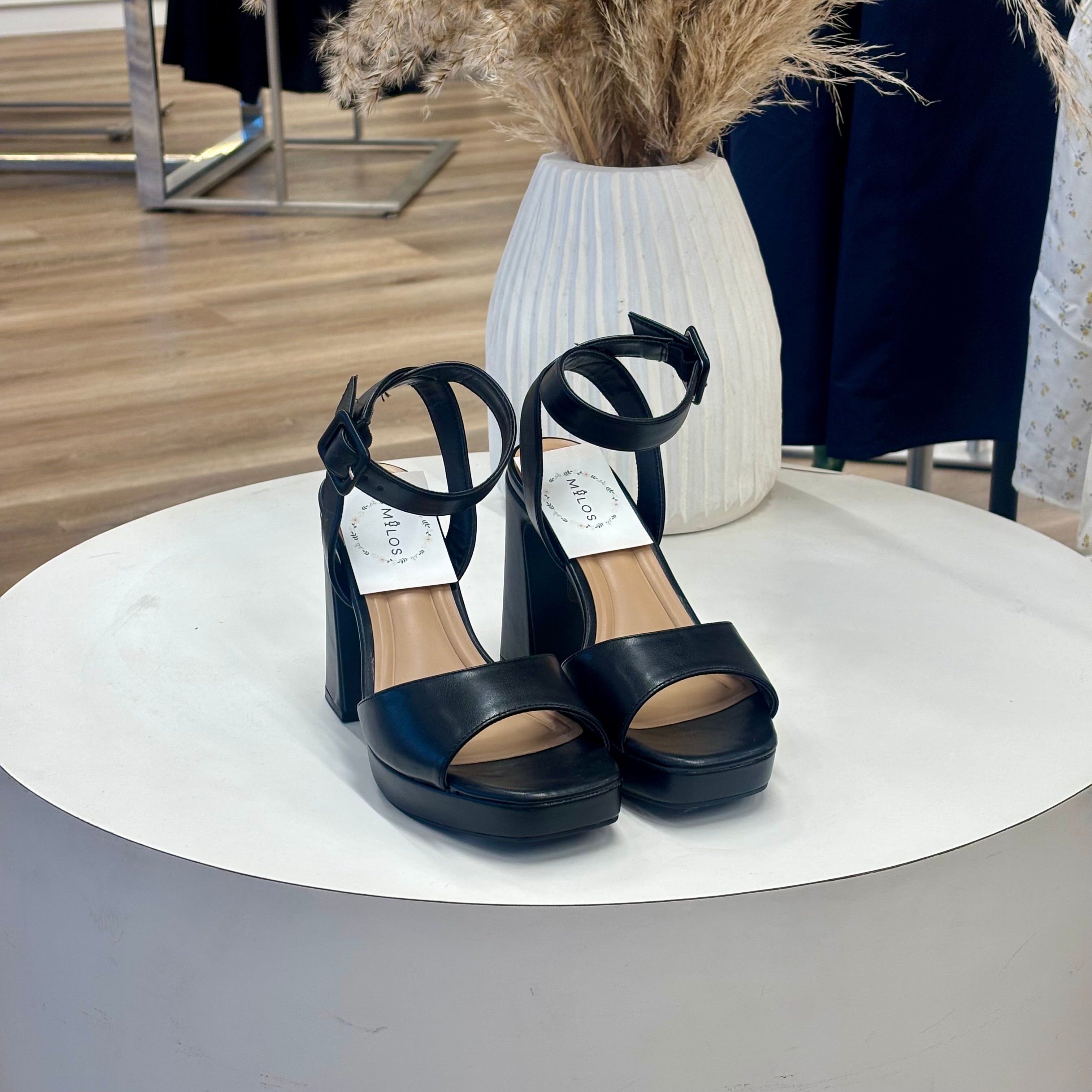 NIck Heels (Black)