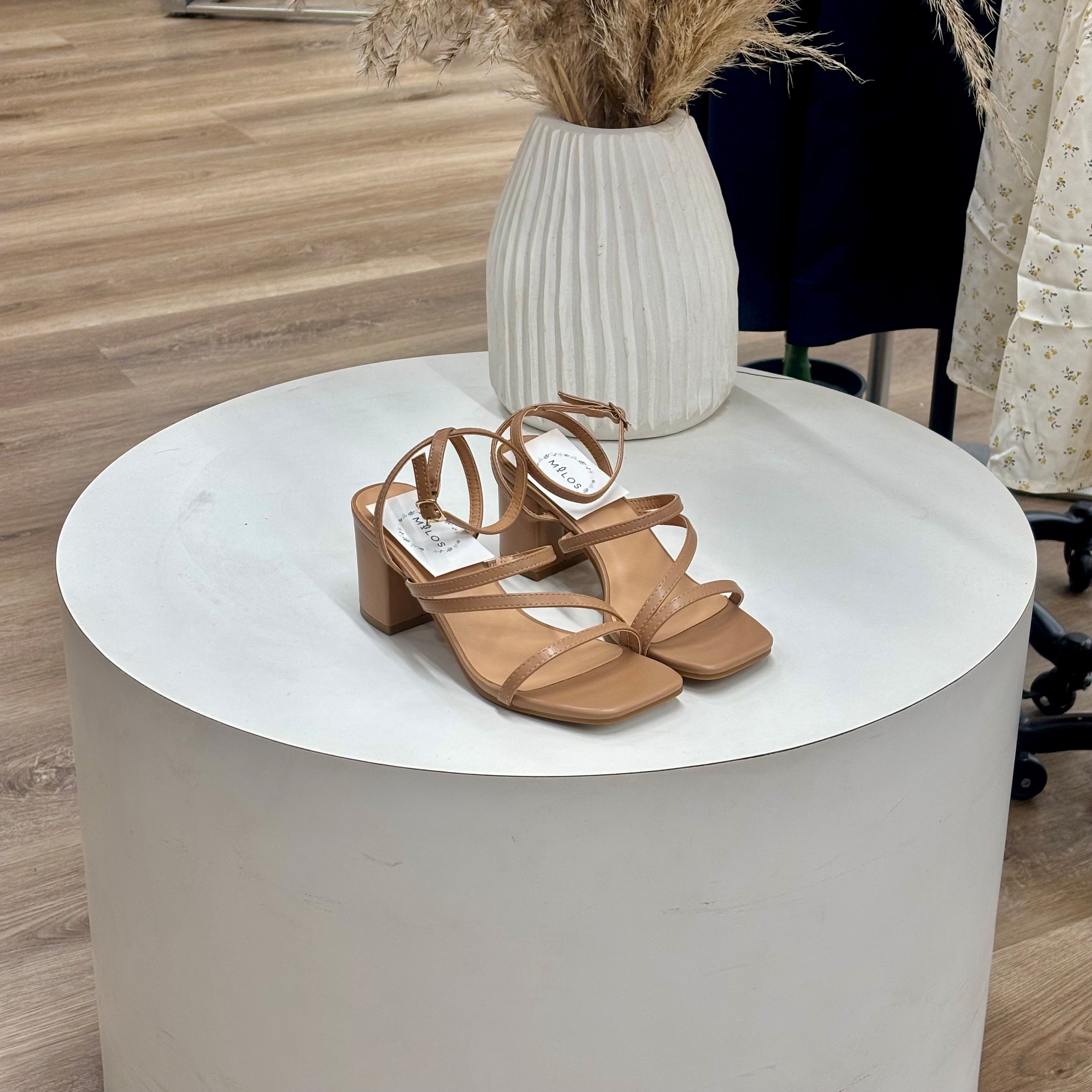 Daphne Heels (Camel)