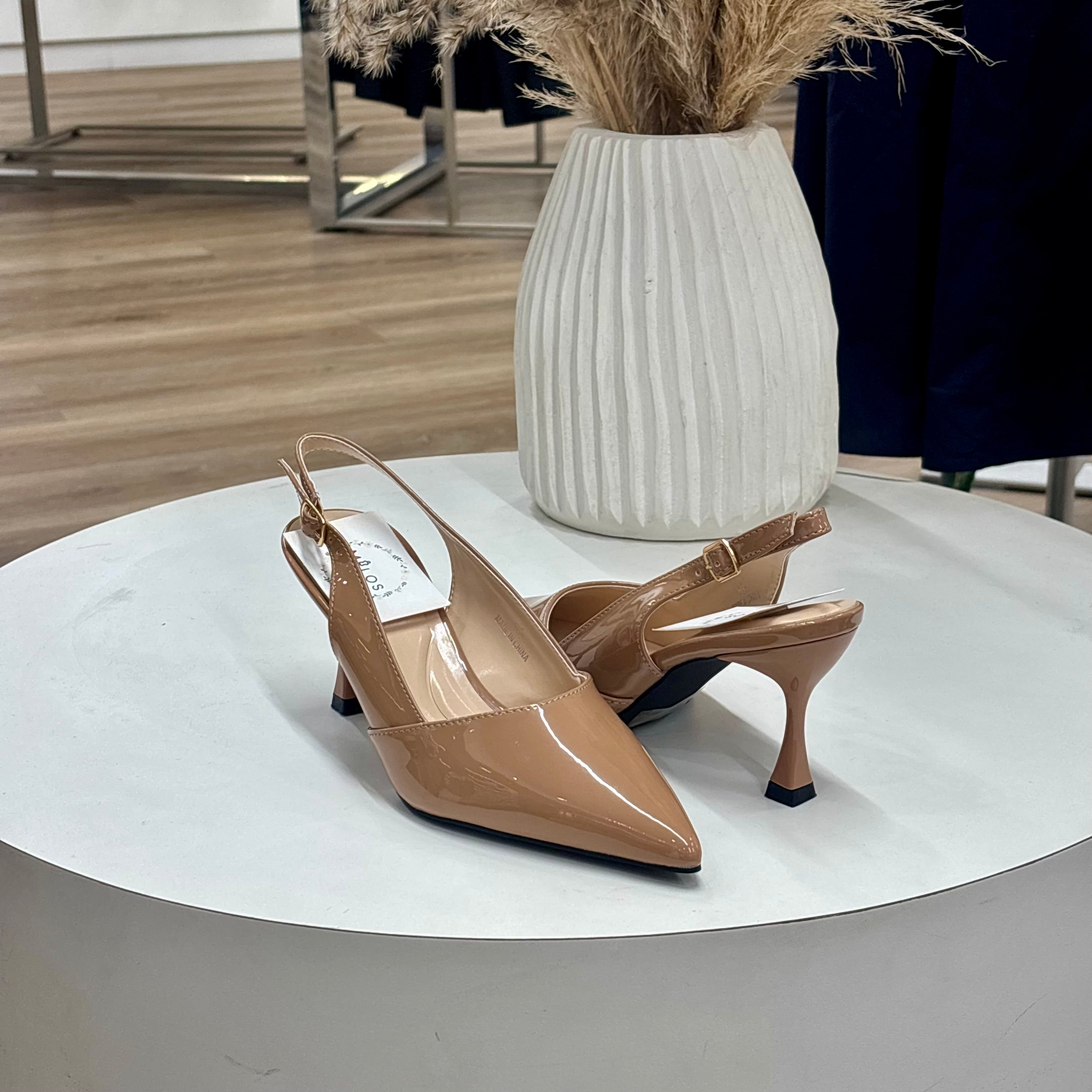 Cathleen Heels (Nude)