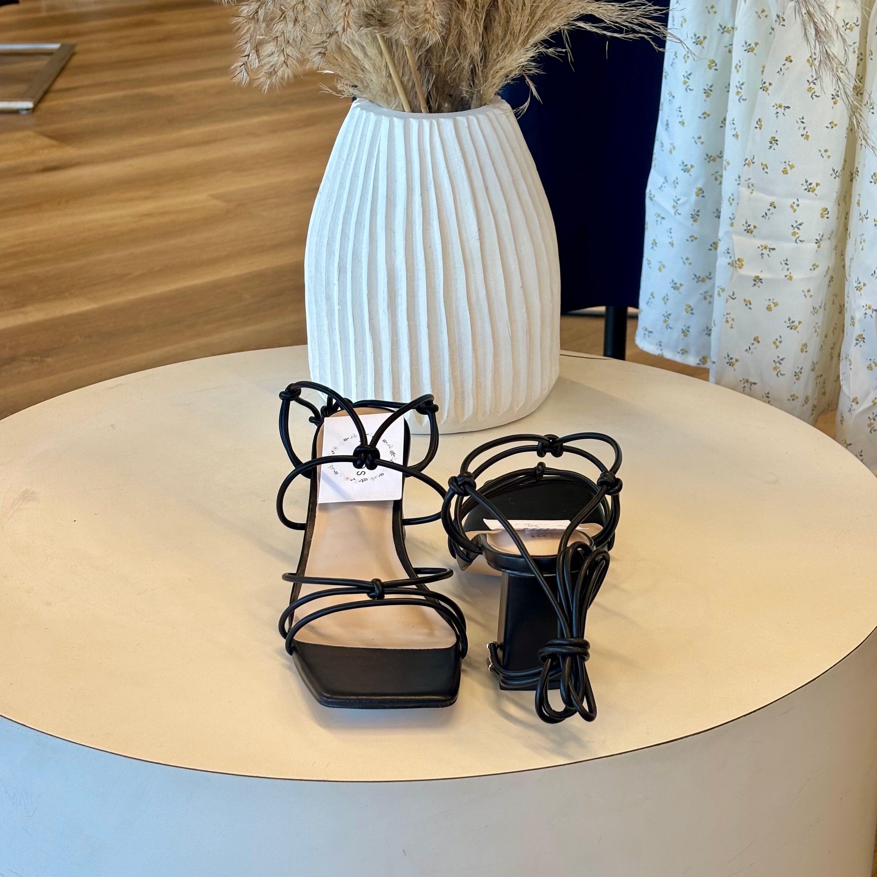 Jennifer Heels (Black)