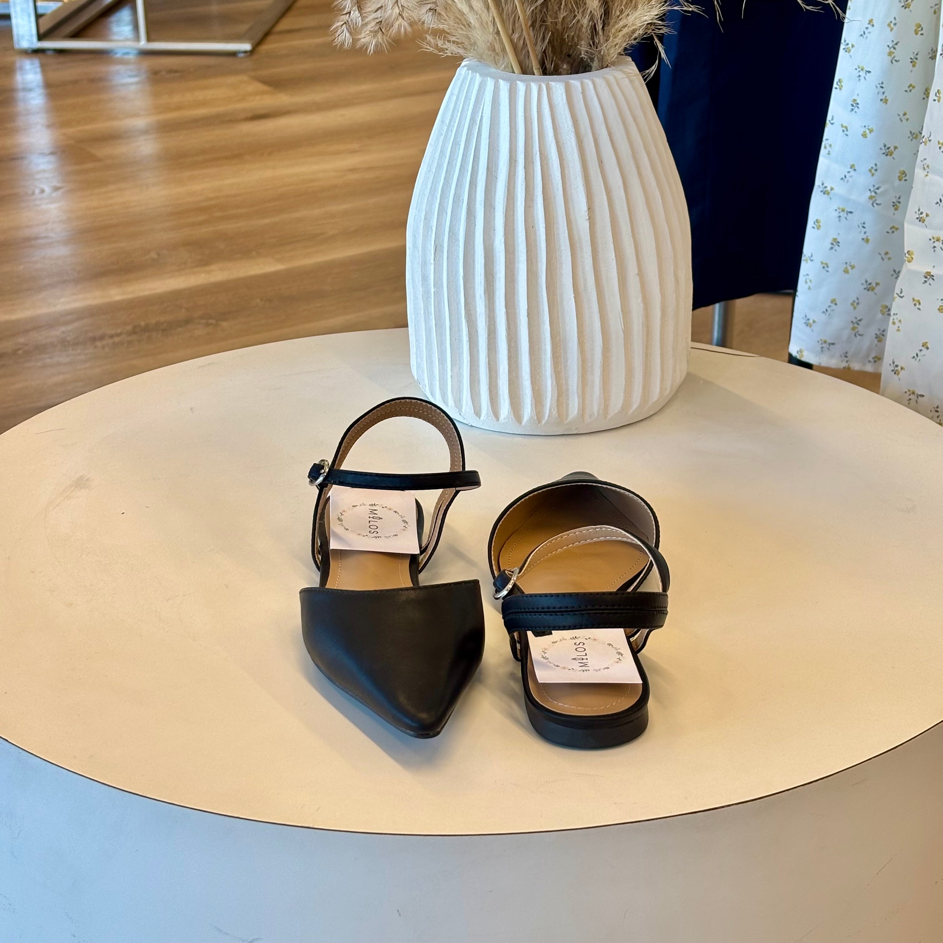 Jannette Flats (Black)