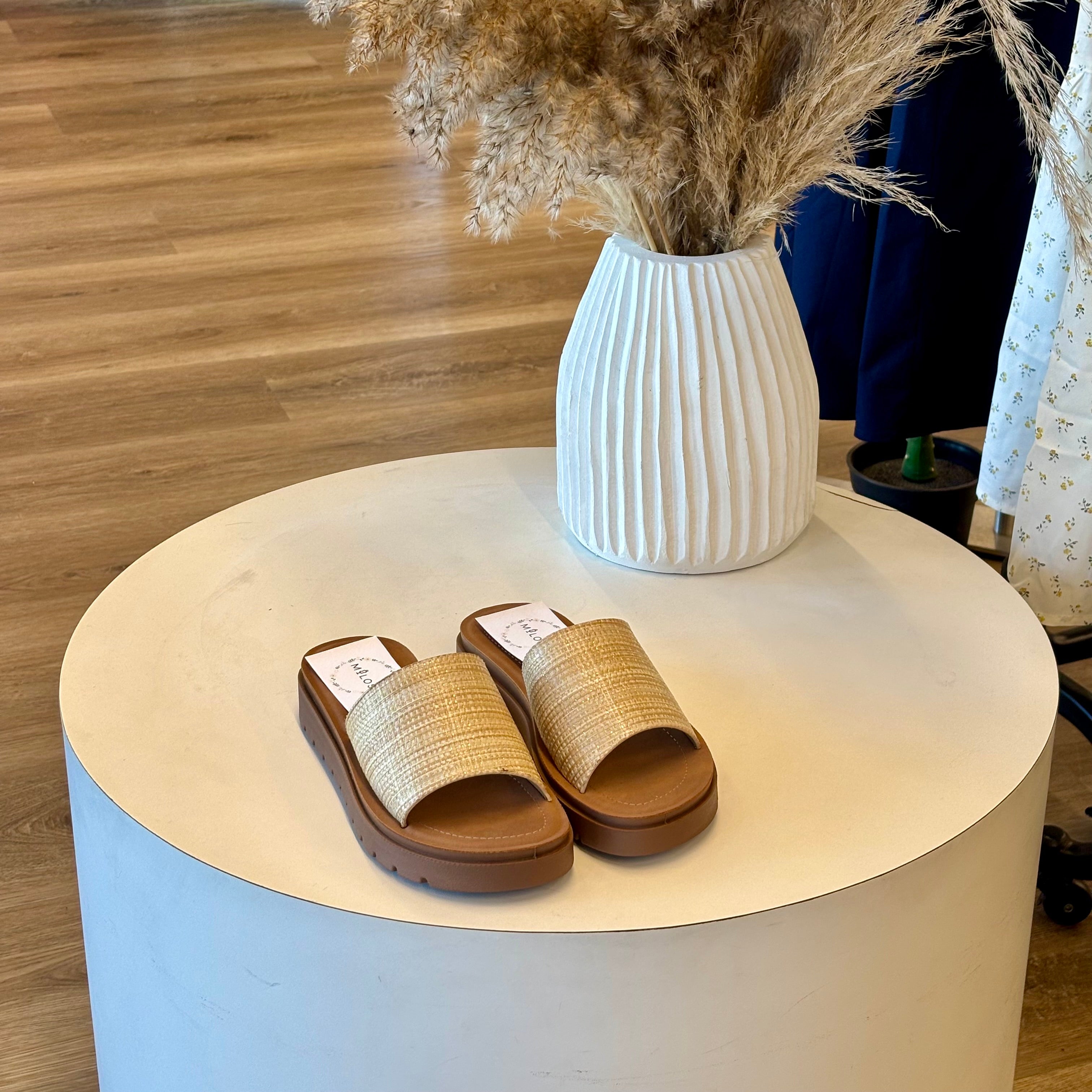 Daisy Sandals (Beige)