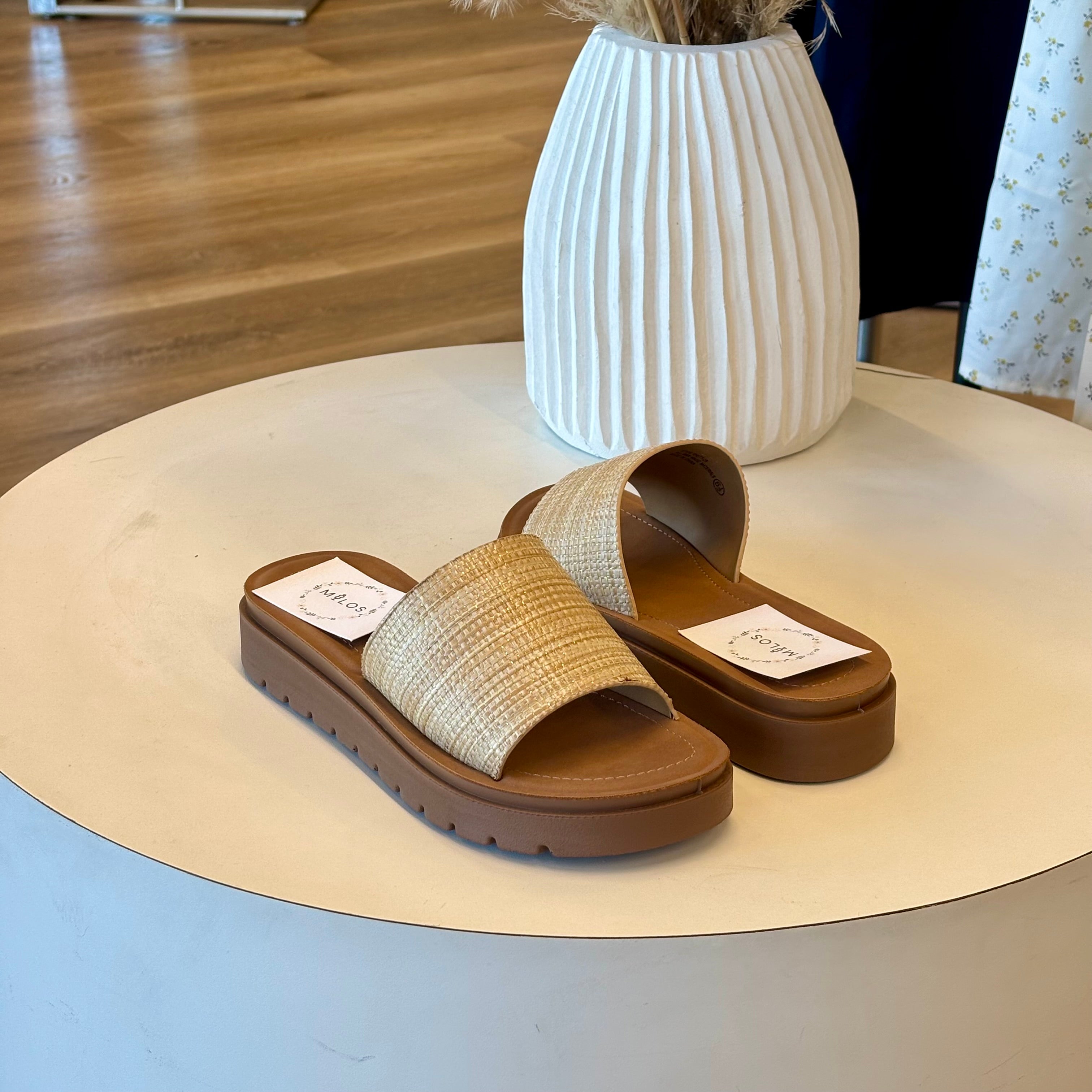 Daisy Sandals (Beige)