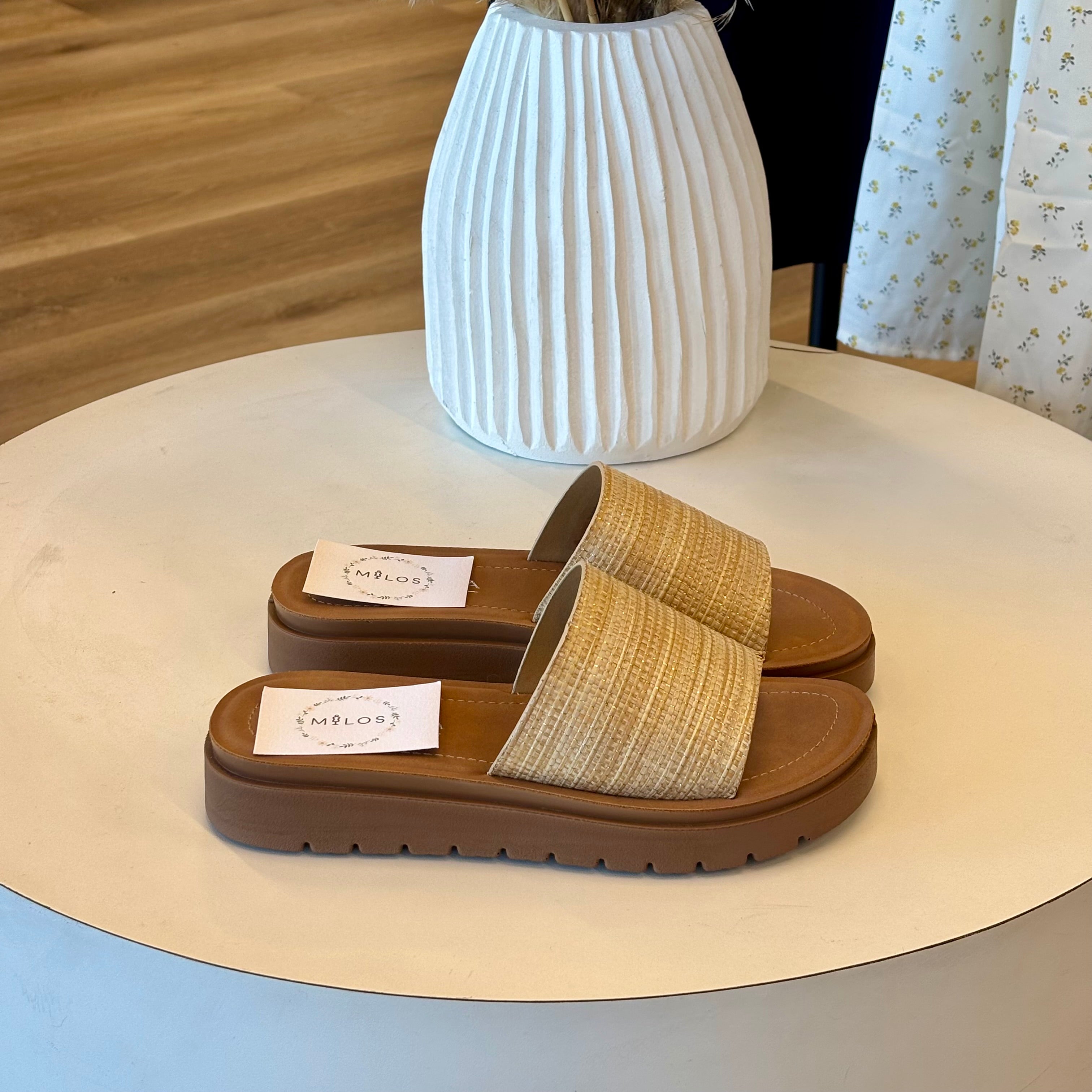 Daisy Sandals (Beige)