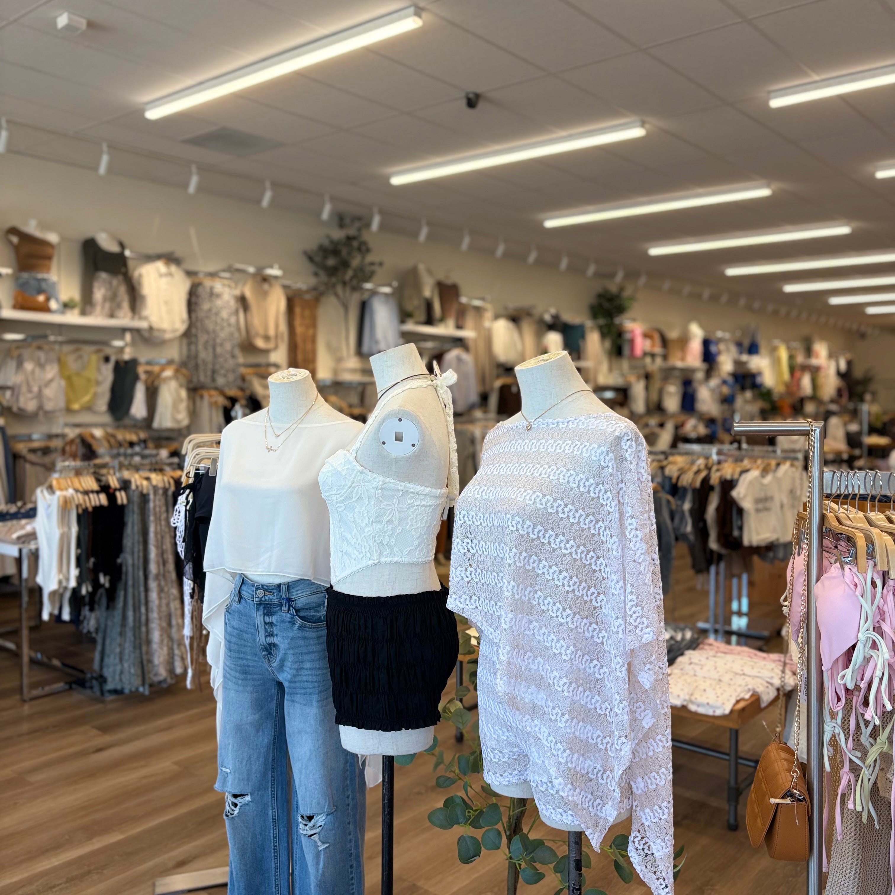 Corina Top  (Ivory)